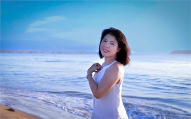  Như Bình – Bay như những vệt mây ngậm lửa